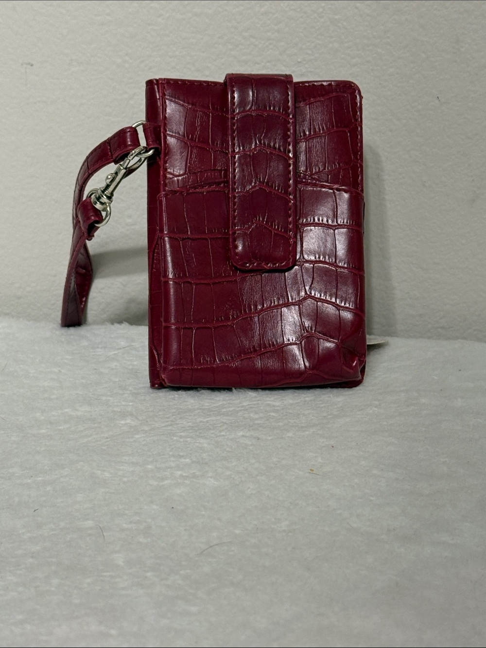 Mundi Croc-Embossed Wristlet Phone Wallet Case - Burgundy